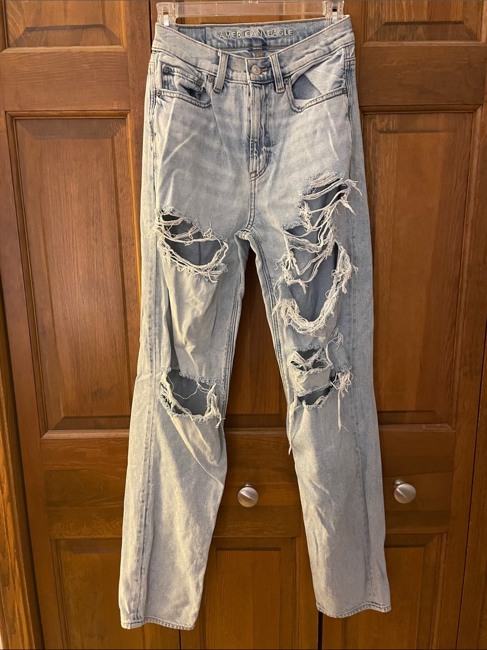 American Eagle Outfitters Light Wash Distressed Straight Leg Jeans